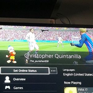 Meet your Posher, Christopher